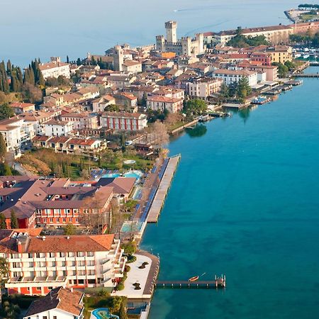 Villa Mimosa - Appartamento 1 - Happy Rentals Desenzano del Garda Luaran gambar