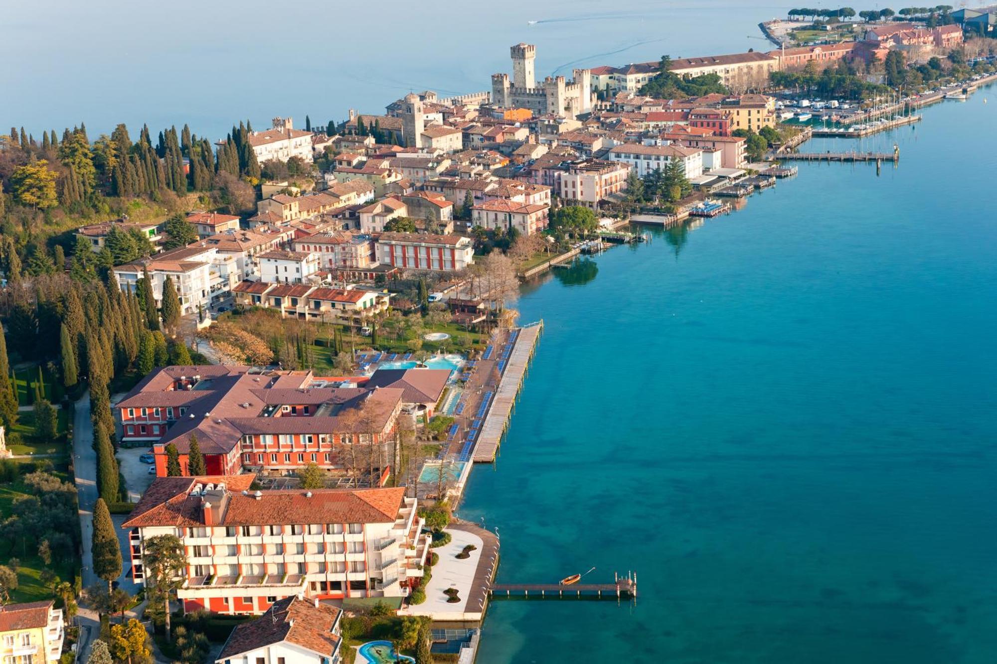 Villa Mimosa - Appartamento 1 - Happy Rentals Desenzano del Garda Luaran gambar