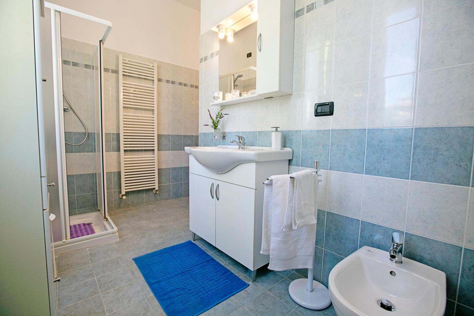 Villa Mimosa - Appartamento 1 - Happy Rentals Desenzano del Garda Luaran gambar